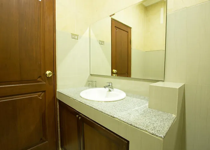 Sindhu Mertha Guest house 3*